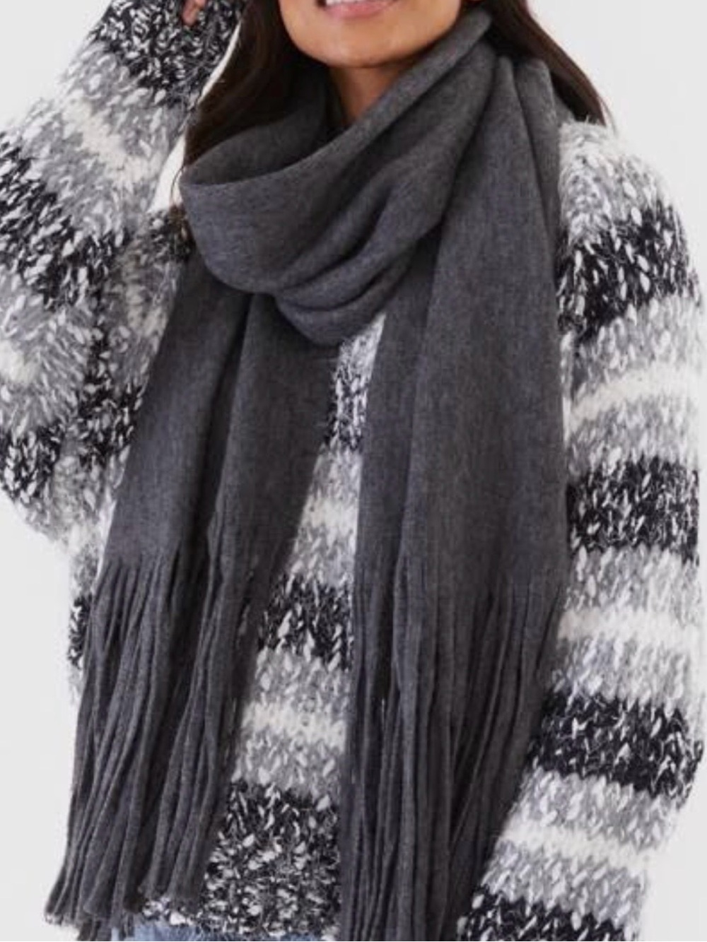 Lucky Brand Solid Brushed Oversized Wrap
Scarf in a dark heathered charcoal gray